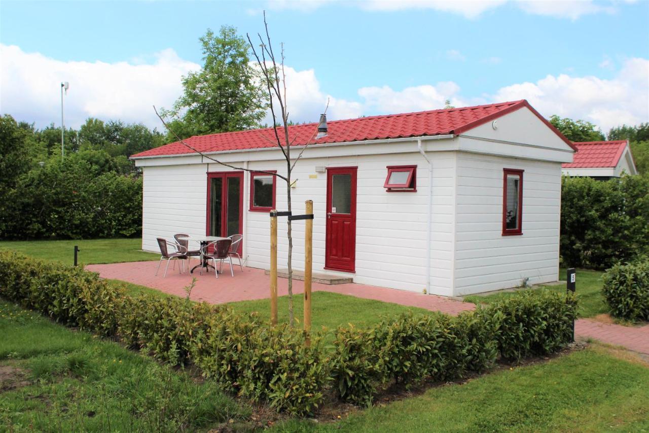 Hofgalow Chalet Op Camping "De Stal" Drijber Exterior photo